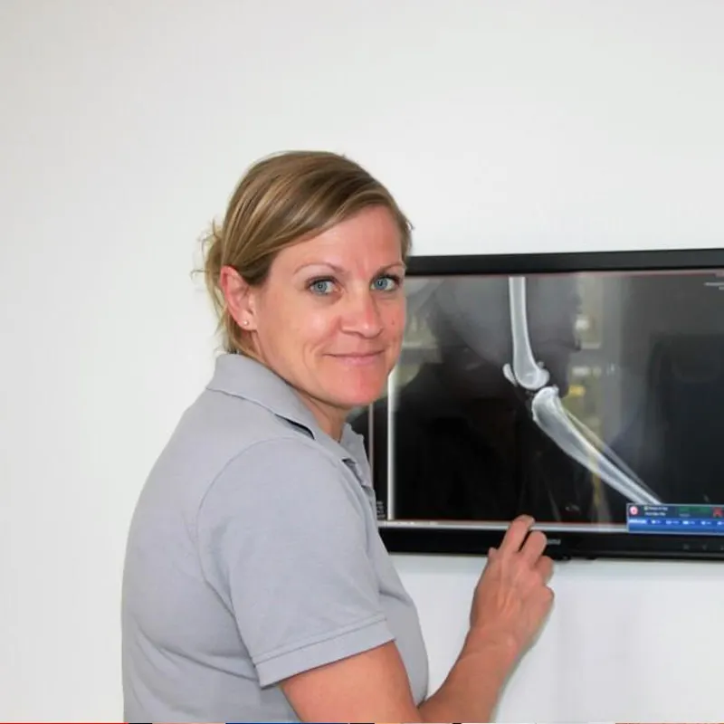 Dr. med. vet. Valeska Furck Small Animal Medicine Competence Centre