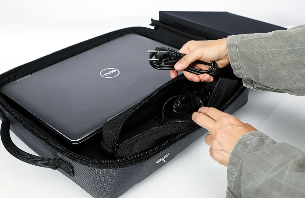 Leonardo DR pico portable X-ray system